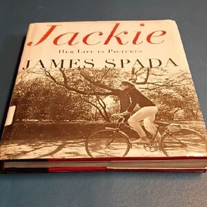 Jackie: Her Life in Pictures by - Red and Black Coffee Table Book